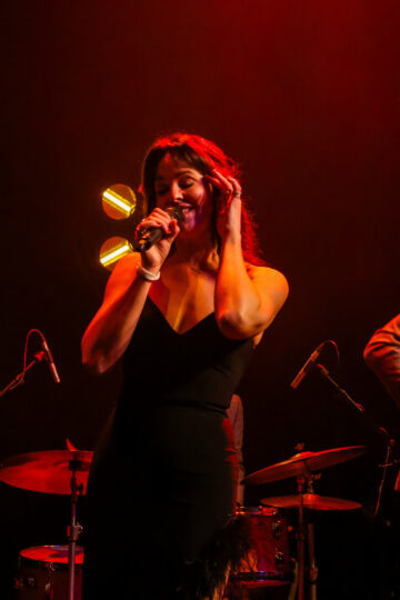 Minka Zaal & Friends | De wereld zingt